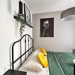 Hill Apartment