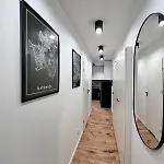 Hill Apartment *