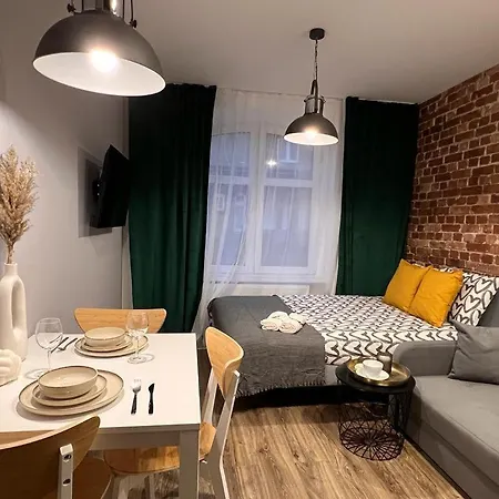 Hill Apartment